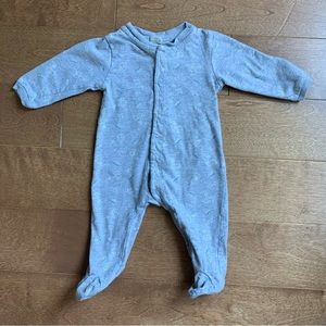 3/$10 MEXX Baby boy pyjamas 3-6m dogs